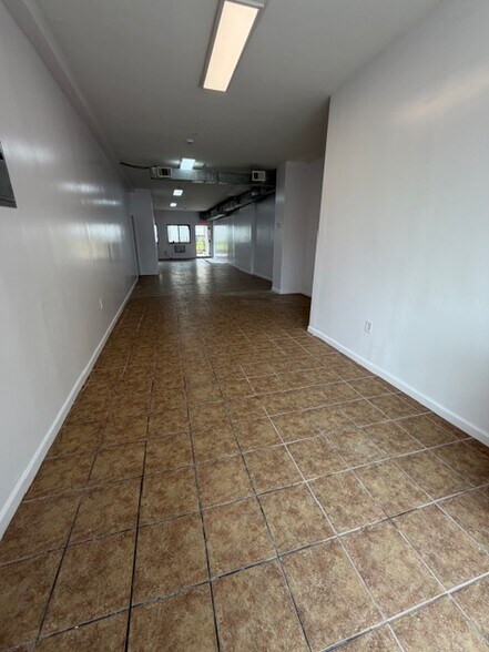 More Photos Of 2320A Broadway, Astoria Flex For Lease