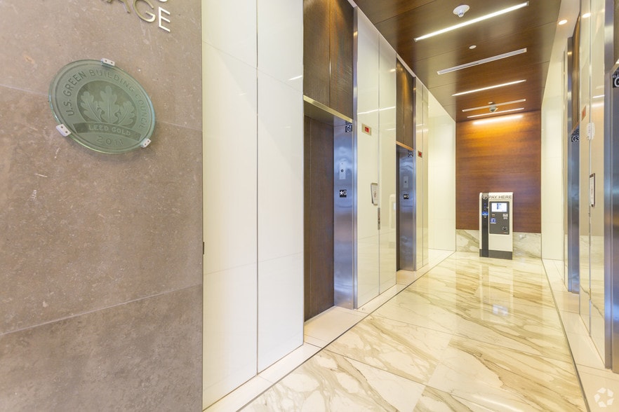 More Photos Of 333 SE 2nd Ave, Miami Office For Lease