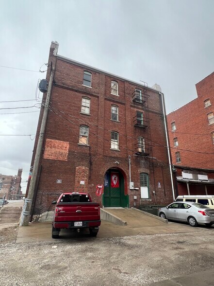 More Photos Of 1400 Union Ave, Kansas City Manufacturing For Sale