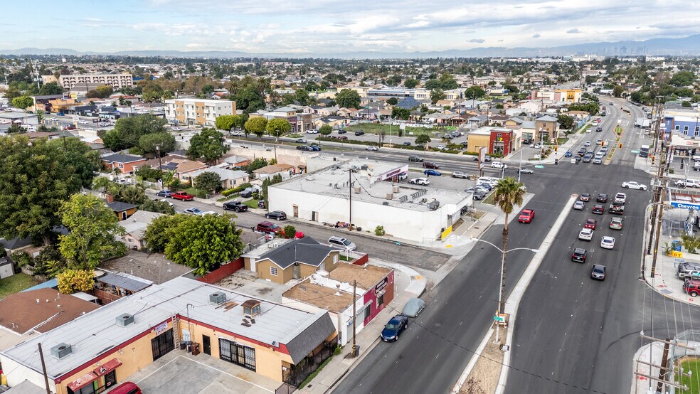 More Photos Of 911 N Wilmington Ave, Compton Storefront For Sale