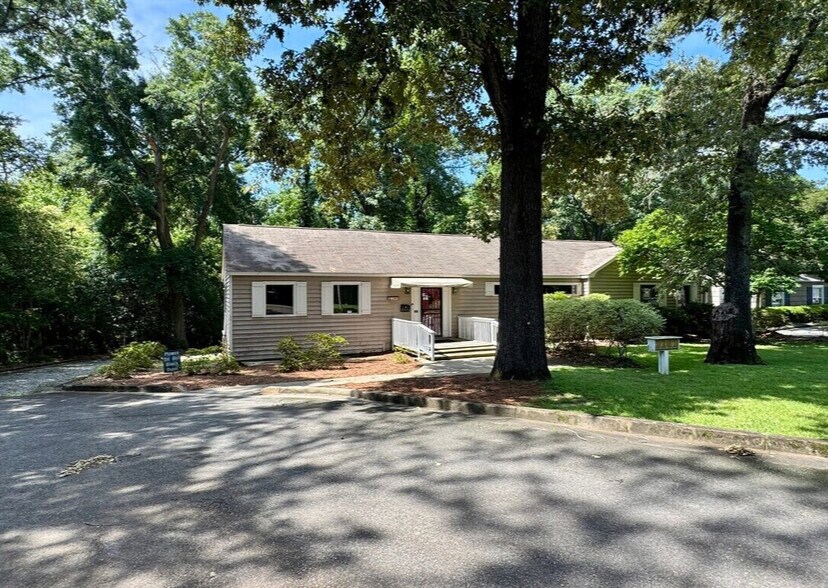 Primary Photo Of 2162 Ingleside Ave, Macon-Bibb Office Residential For Sale