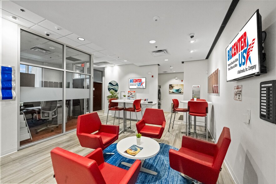 More Photos Of 6000 Metrowest Blvd, Orlando Coworking Space