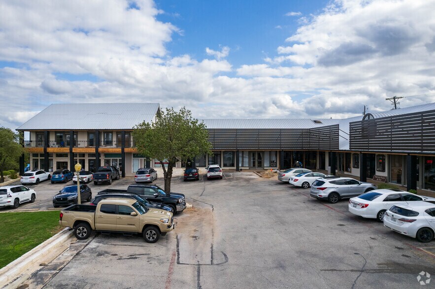 More Photos Of 107 Ranch Road 620 S, Austin Storefront For Lease
