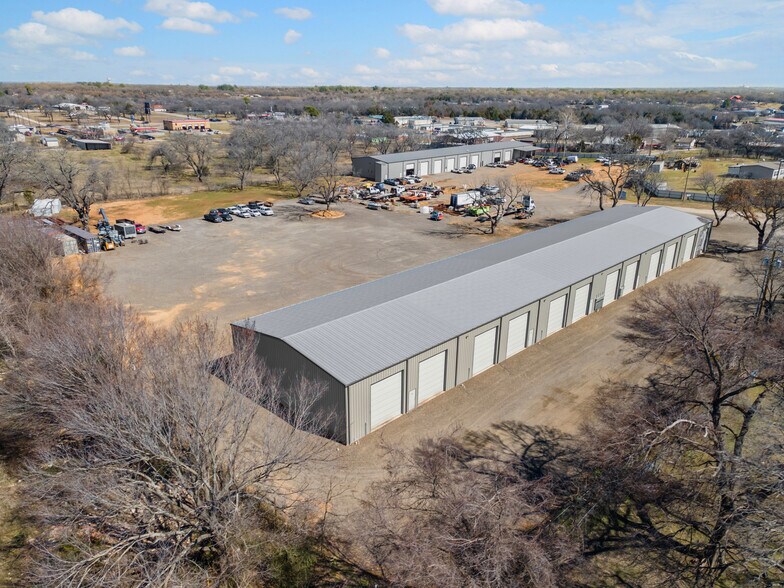 More Photos Of 12308 Rendon Rd, Burleson Warehouse For Lease