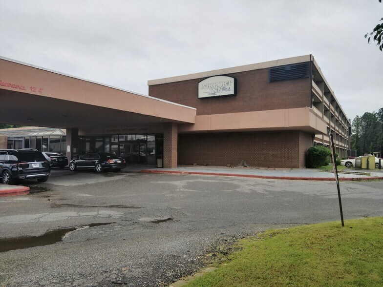 More Photos Of 1441 E Brooks Rd, Memphis Hotel For Sale