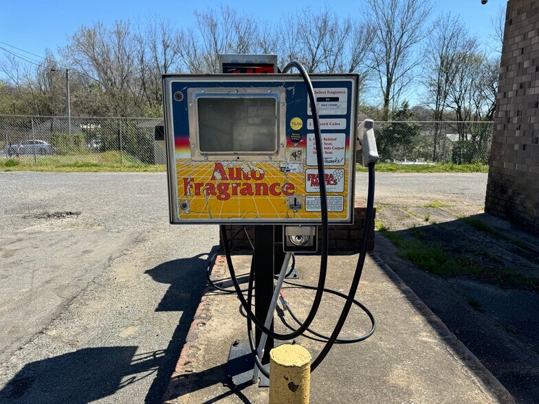 More Photos Of 91 Corban Ave SW, Concord Carwash For Lease