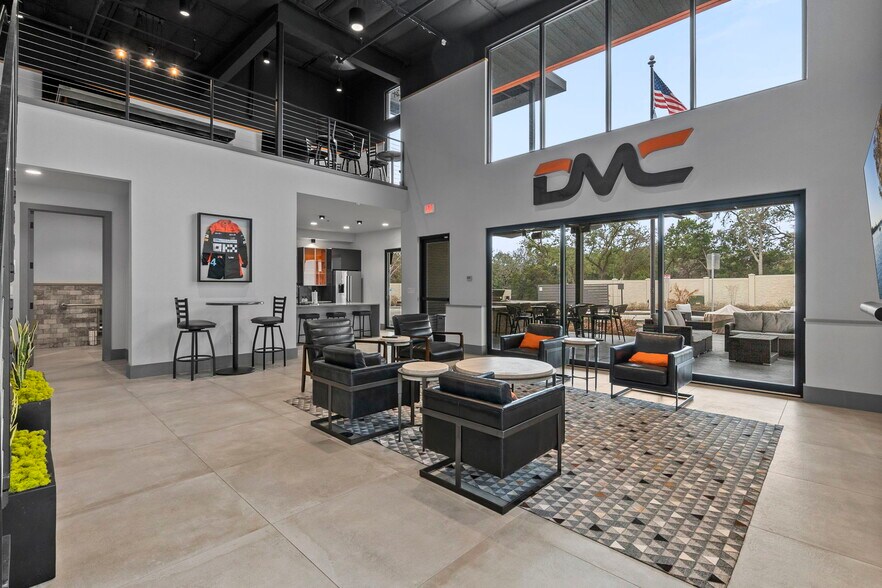 Primary Photo Of 7231 Stonewall Bnd, San Antonio Self Storage For Sale