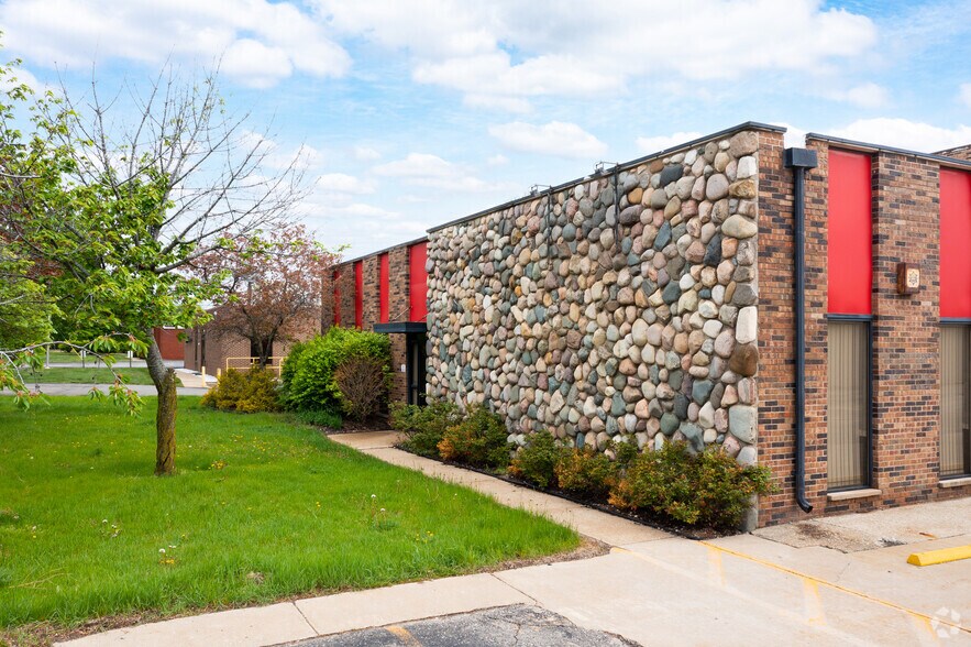 More Photos Of 8468 Ronda Dr, Canton Manufacturing For Sale