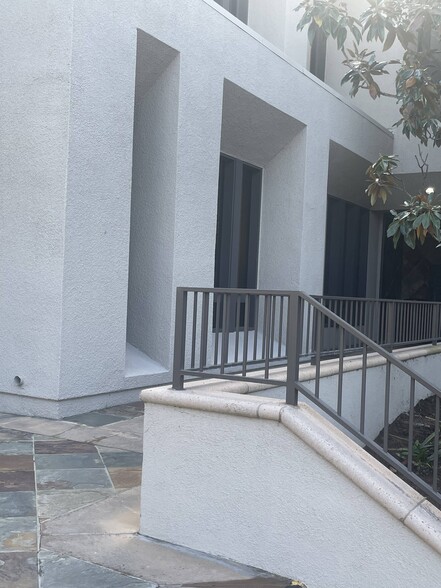 More Photos Of 1101 Dove St, Newport Beach Office For Lease