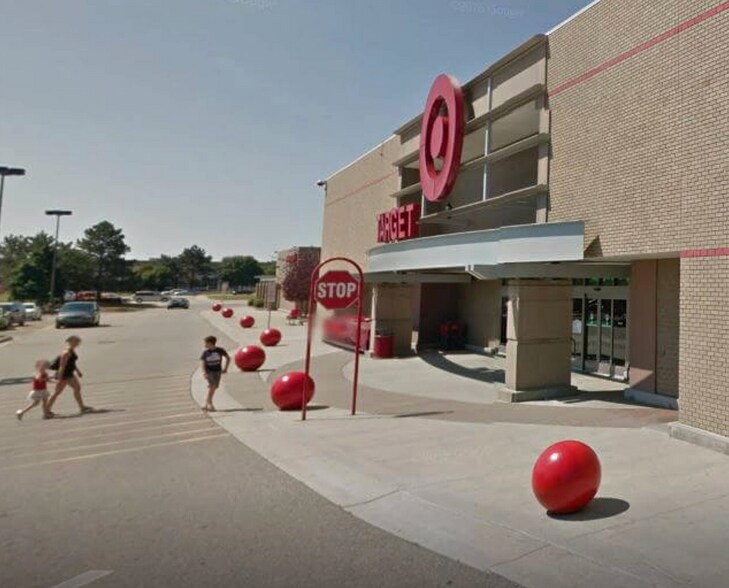 More Photos Of 13277-13477 Hall Rd, Utica Unknown For Lease