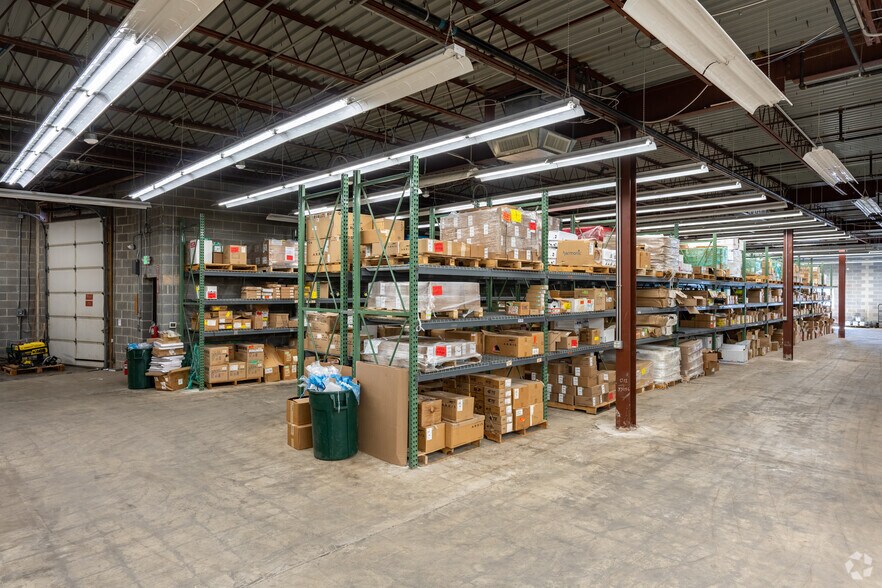 More Photos Of 7115 Standard Dr, Hanover Service For Sale