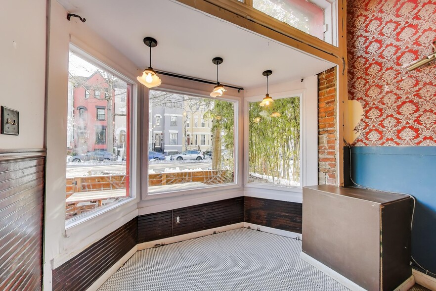 More Photos Of 3224-3226 11th St NW, Washington Storefront For Lease
