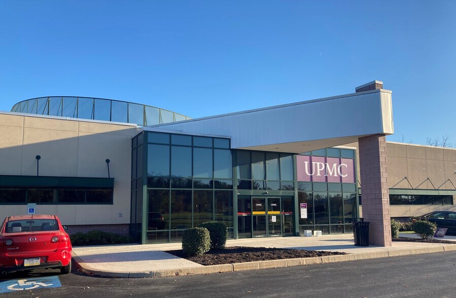 More Photos Of 8012 Bretz Dr, Harrisburg Medical For Lease
