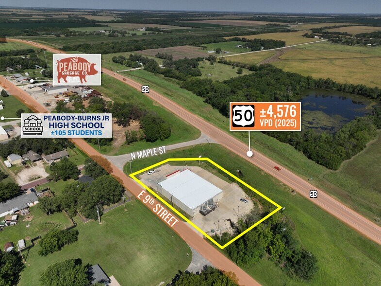 More Photos Of 309 E 9th St, Peabody Storefront For Lease