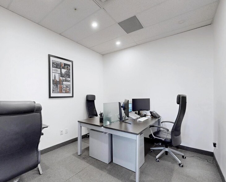 More Photos Of 7191 Yonge St, Markham Medical For Sale