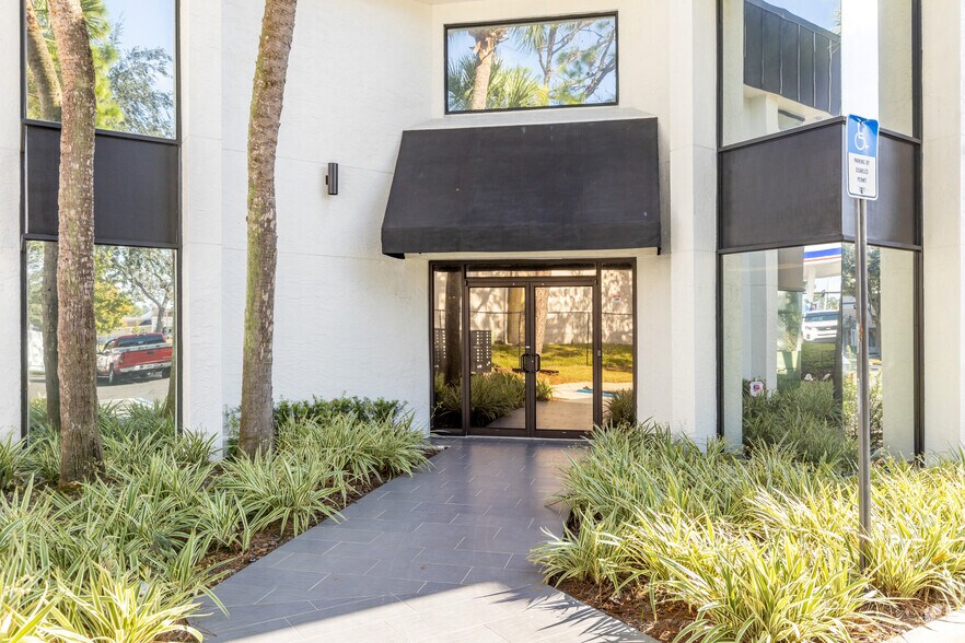 More Photos Of 853 State Road 436, Casselberry Office For Lease