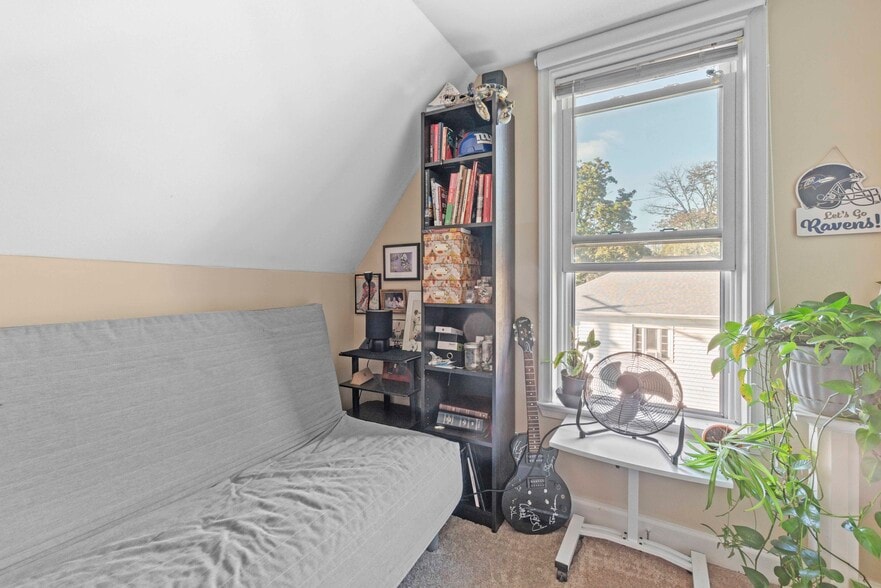 More Photos Of 5011 Roland Ave, Baltimore Apartments For Sale