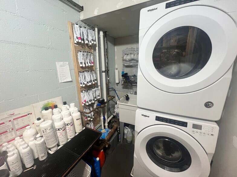 More Photos Of 1302 Monmouth Rd, Mount Holly Storefront Retail Office For Lease