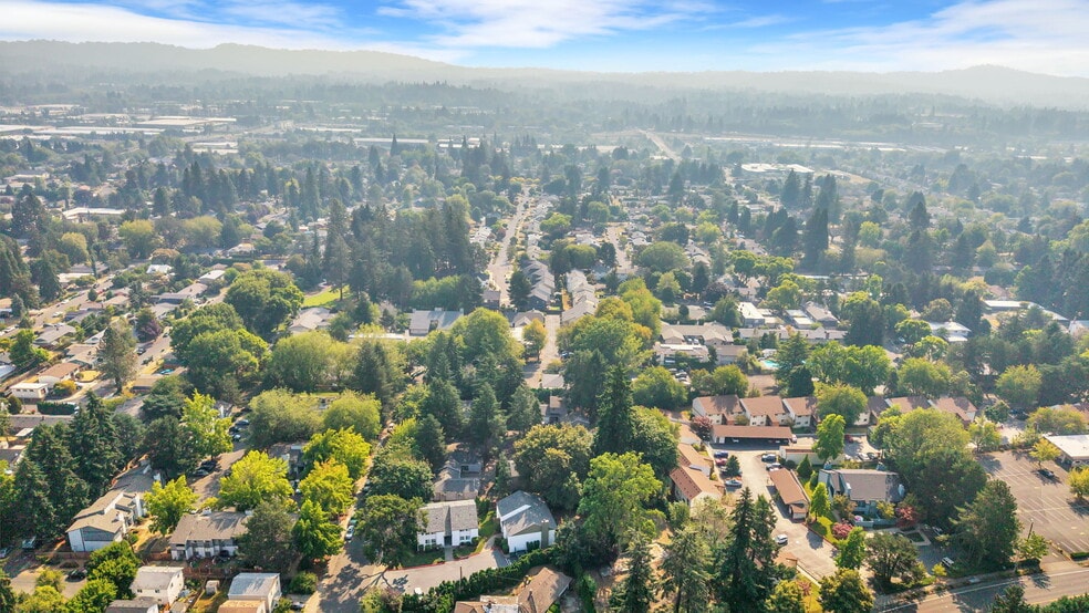 More Photos Of 12344 SW Sussex St, Beaverton Apartments For Sale
