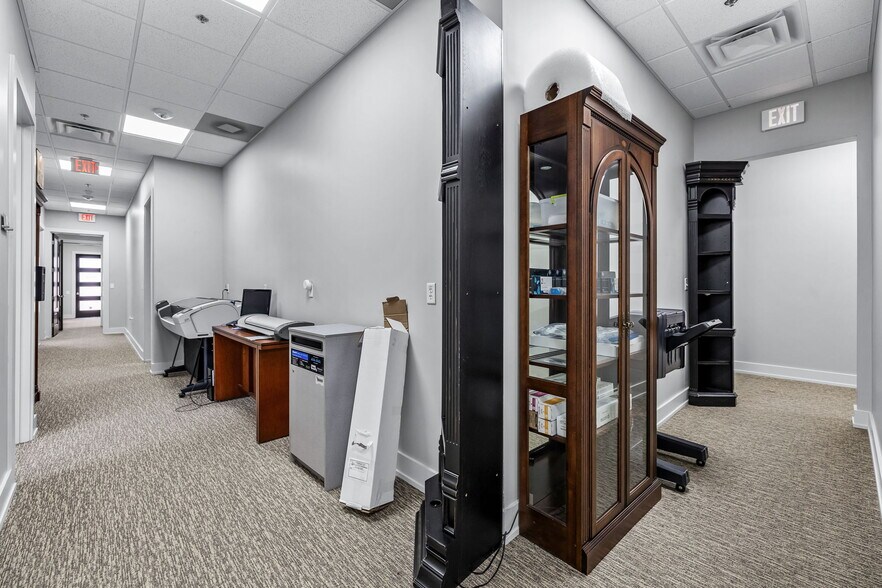 More Photos Of 151 Players Cir, Southlake Loft Creative Space For Lease