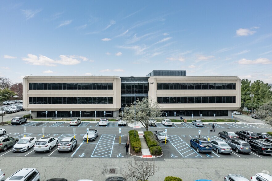 More Photos Of 17-17 Route 208, Fair Lawn Office For Lease