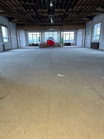 More Photos Of 1549 University Ave W, Saint Paul Office For Lease