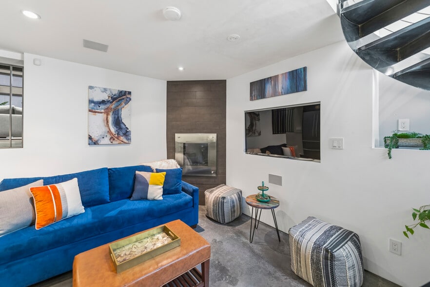 More Photos Of 2459 Lombard St, San Francisco Storefront Retail Residential For Sale