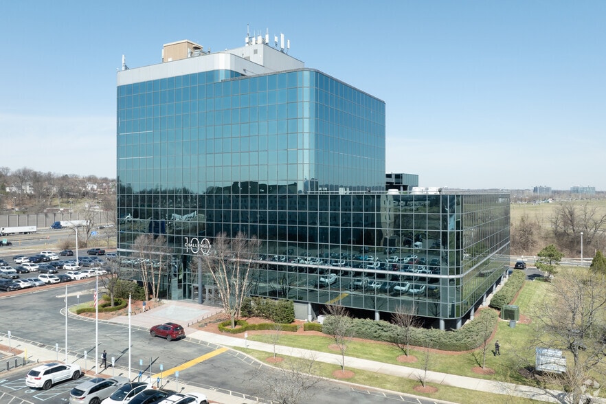 More Photos Of 100 Challenger Rd, Ridgefield Park Office For Lease