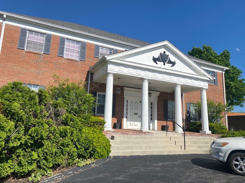 More Photos Of 6660 N High St, Columbus Medical For Sale
