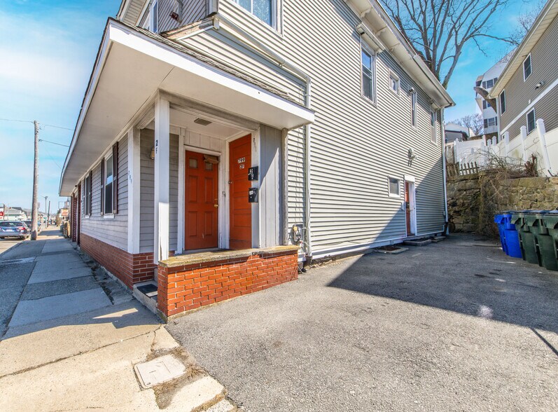 More Photos Of 799-801 N Main St, Fall River Apartments For Sale