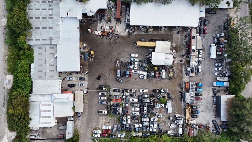 More Photos Of 5113 S 16th Ave, Tampa Warehouse For Sale