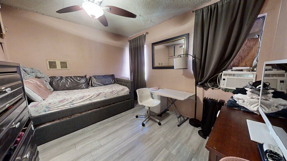More Photos Of 13226 Paxton St, Pacoima Apartments For Sale
