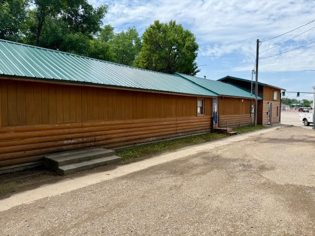 More Photos Of 1401 1st St, Havre Freestanding For Lease