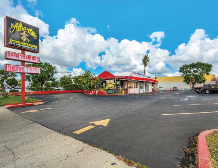 More Photos Of 1258 S State College Blvd, Anaheim Fast Food For Sale