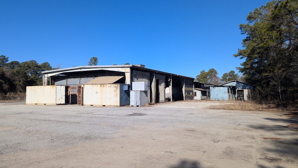 More Photos Of 112 N College Rd, Wilmington Warehouse For Sale