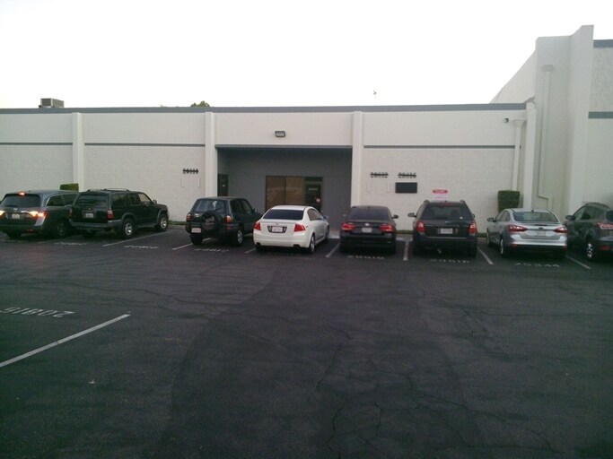 More Photos Of 20802-20816 Plummer St, Chatsworth Light Manufacturing For Lease