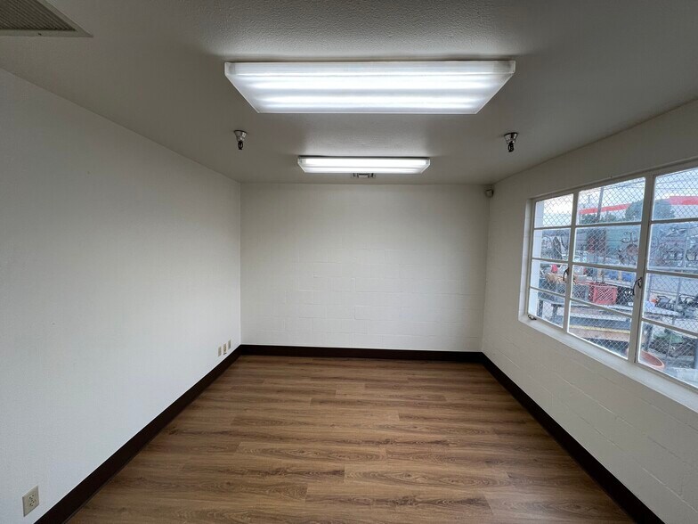 More Photos Of , North Hollywood Industrial For Sale