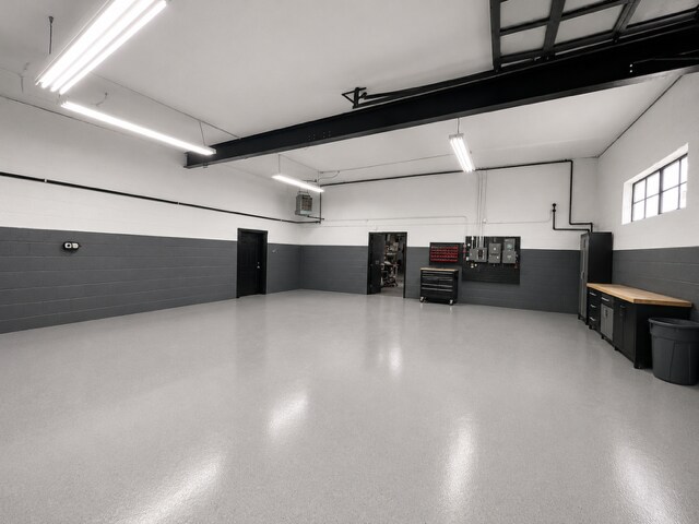 More Photos Of 4425 Barnett Ave, Sunnyside Industrial For Sale