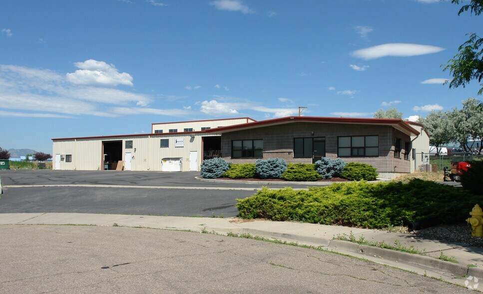 Primary Photo Of 11625 Reed Ct, Broomfield Warehouse For Sale