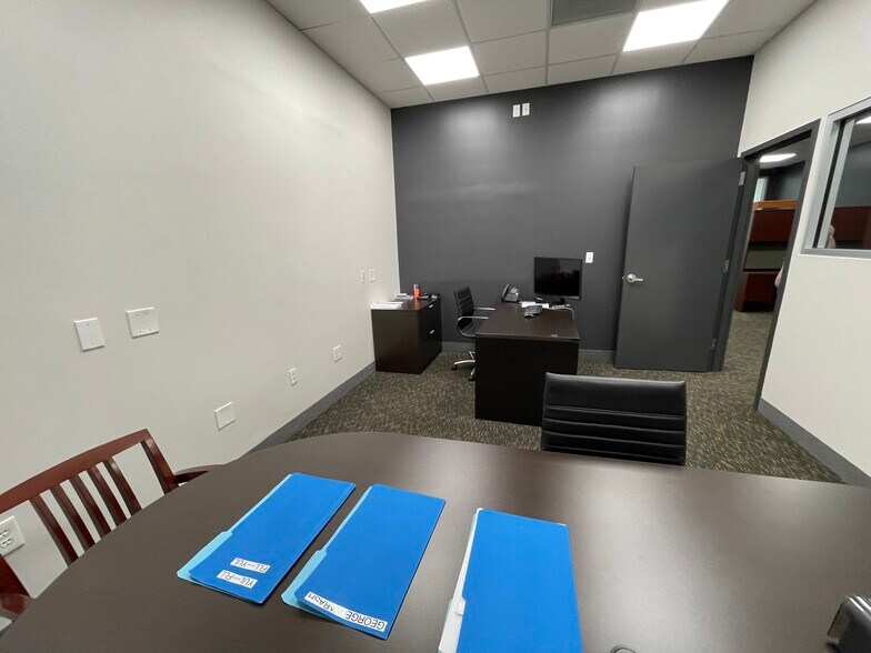 More Photos Of 2860 W State Road 84, Fort Lauderdale Office For Sale