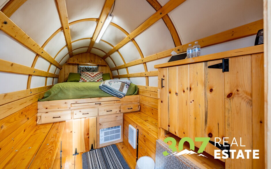 More Photos Of 30 Nielson Trl, Cody Hospitality For Sale