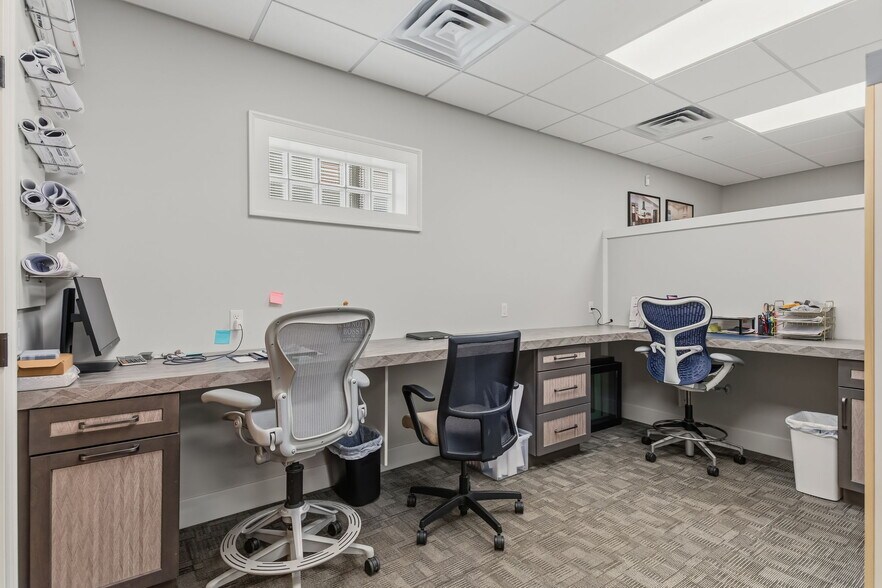 More Photos Of 850 Maple Ave, Holland Industrial For Sale
