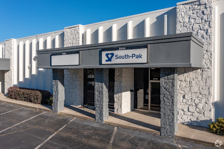 More Photos Of 6452 Warren Dr, Norcross Warehouse For Lease