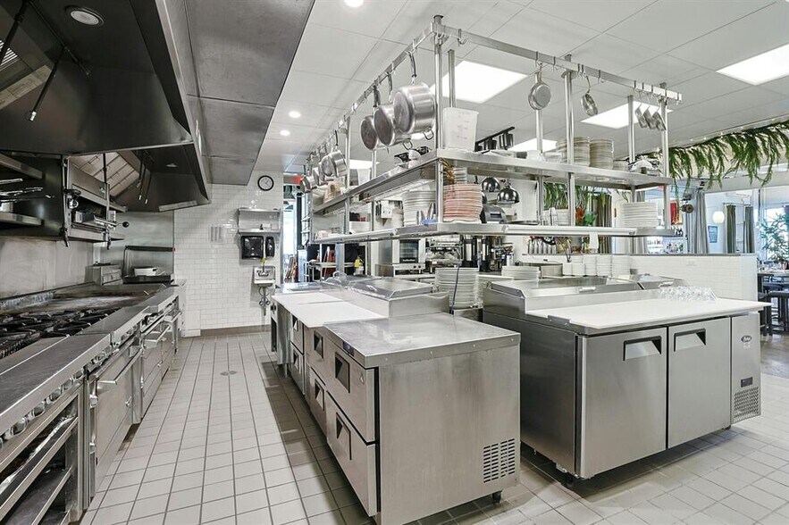 More Photos Of 505 Piermont Ave, Piermont Restaurant For Sale