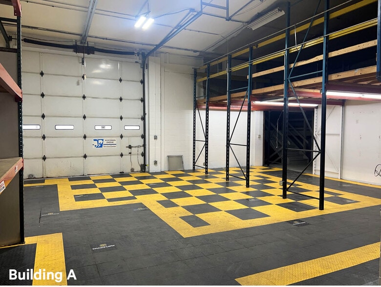 More Photos Of 4524 Leavenworth St, Omaha Warehouse For Lease