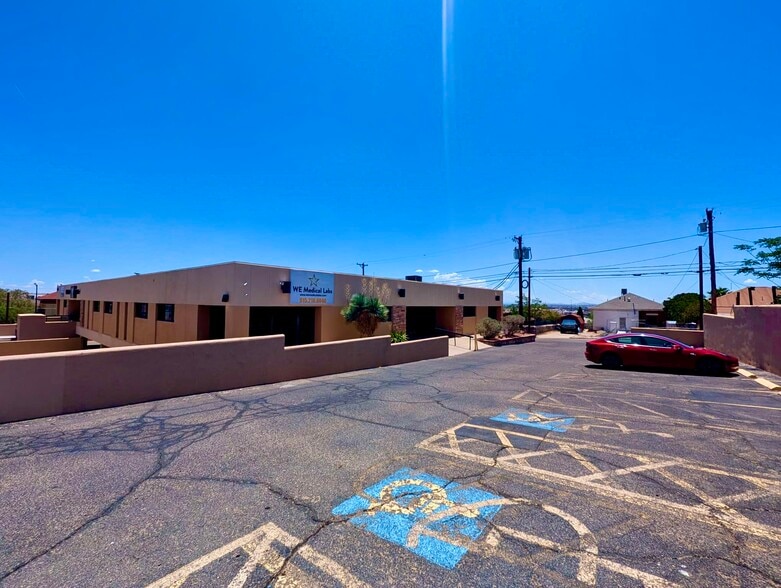 More Photos Of 2022 Murchison Dr, El Paso Medical For Sale