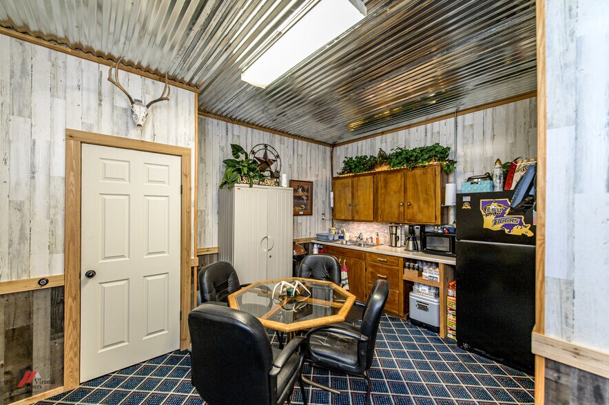More Photos Of 9506 Linwood Ave, Shreveport Warehouse For Sale