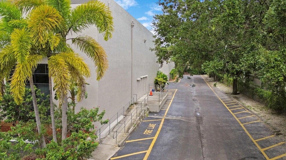 More Photos Of 3698 NW 15th St, Lauderhill Schools For Sale