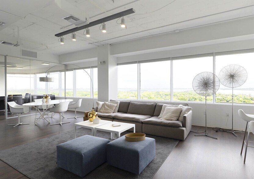 More Photos Of 4770 Biscayne Blvd, Miami Office For Sale