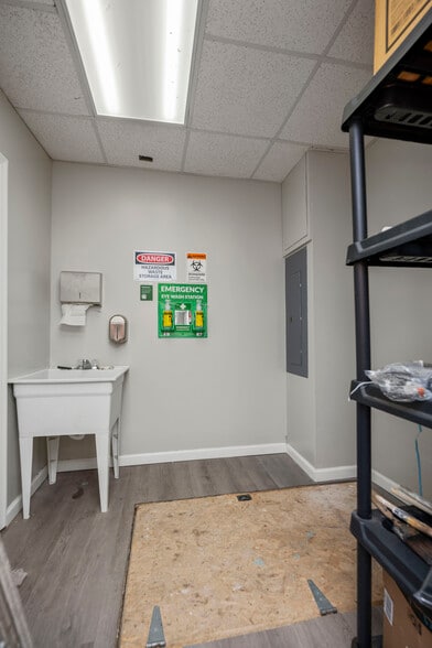 More Photos Of 217-221 S Main St, Cynthiana Apartments For Sale
